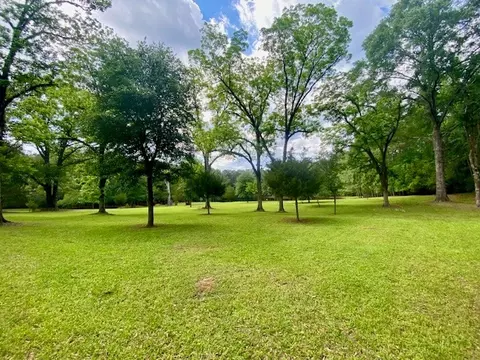 Exterior - 6113 Womack Rd, Summit, MS 39666 photo 2 of 29