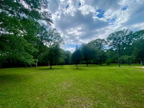 Exterior - 6113 Womack Rd, Summit, MS 39666 photo 21 of 29