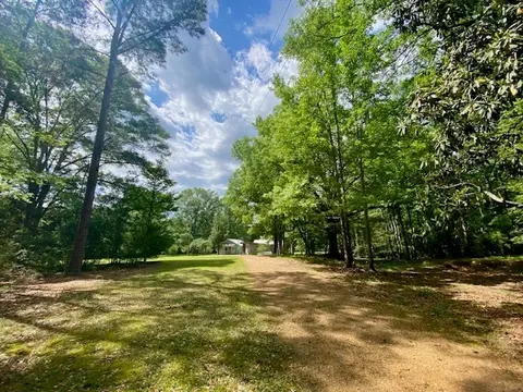 Exterior - 6113 Womack Rd, Summit, MS 39666 photo 20 of 29