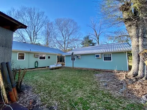 Exterior - 6113 Womack Rd, Summit, MS 39666 photo 7 of 29