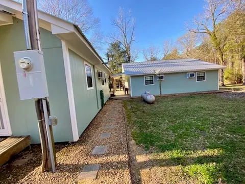 Exterior - 6113 Womack Rd, Summit, MS 39666 photo 5 of 29