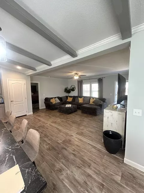1031 Diane Cir, Summit, MS 39666 photo 9