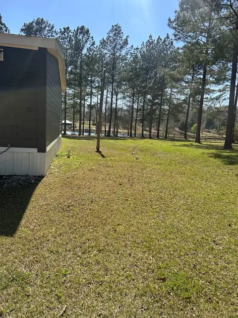 1031 Diane Cir, Summit, MS 39666 photo 7