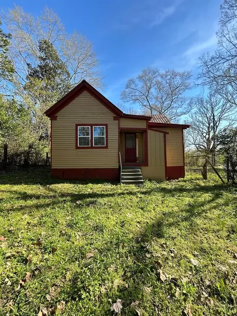 223 Marquette Ave, Mccomb, MS 39648