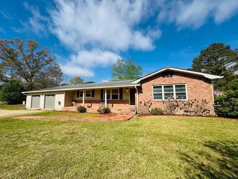 812 Union Rd, Tylertown, MS 39667