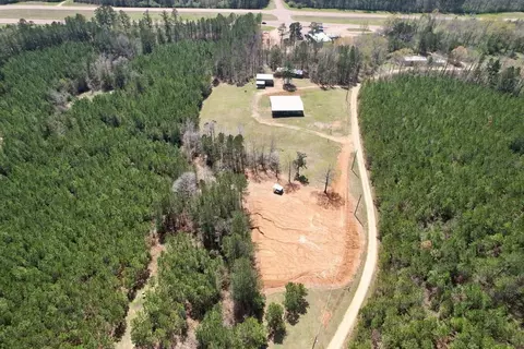 7999 Hwy 84, Mccall Creek, MS 39647