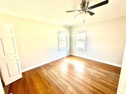 Bedroom - 604 Byrd St, Brookhaven, MS 39601 photo 3 of 5