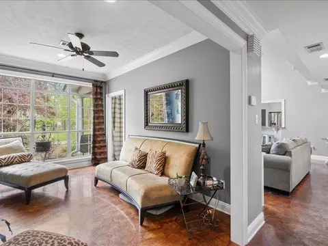 Entry Way - 1055 Kori Ln, Summit, MS 39666 photo 5 of 8