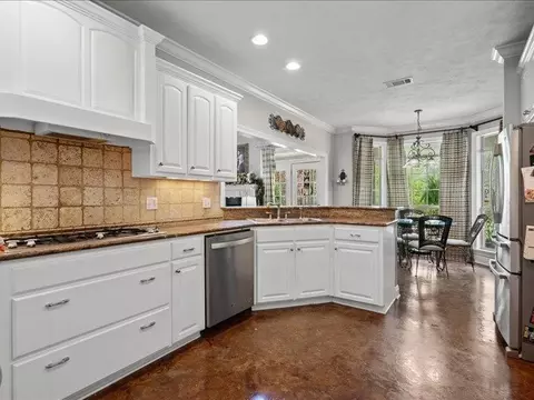 Kitchen - 1055 Kori Ln, Summit, MS 39666 photo 4 of 4