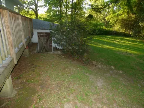 728 Delaware Ave, Mccomb, MS 39648 photo 13