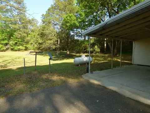 Exterior - 2074 Magnolia Pisgah Rd, Mccomb, MS 39648 photo 7 of 15