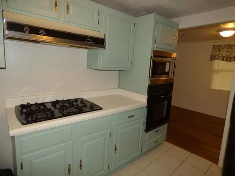Kitchen - 2074 Magnolia Pisgah Rd, Mccomb, MS 39648 photo 3 of 3