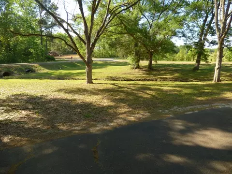 Exterior - 2074 Magnolia Pisgah Rd, Mccomb, MS 39648 photo 12 of 15