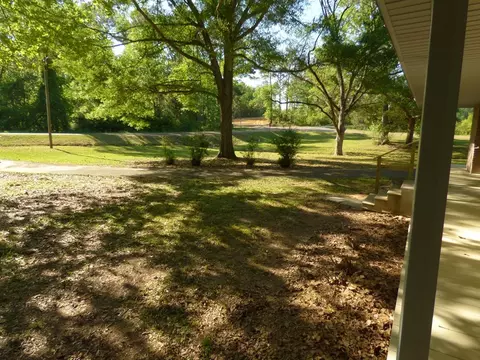 Exterior - 2074 Magnolia Pisgah Rd, Mccomb, MS 39648 photo 14 of 15