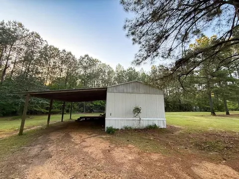 1063 Morgans Ln, Summit, MS 39666 photo 4