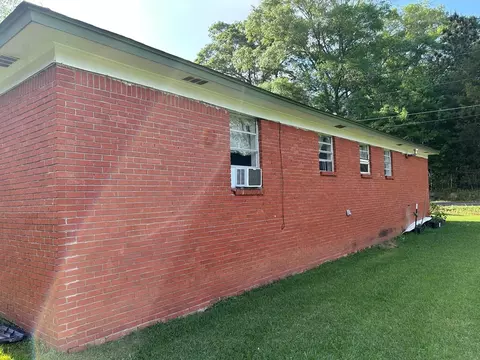 Exterior - 311 Walnut St, Summit, MS 39666 photo 4 of 6
