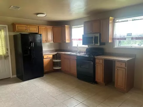 Kitchen - 311 Walnut St, Summit, MS 39666 photo 2 of 3