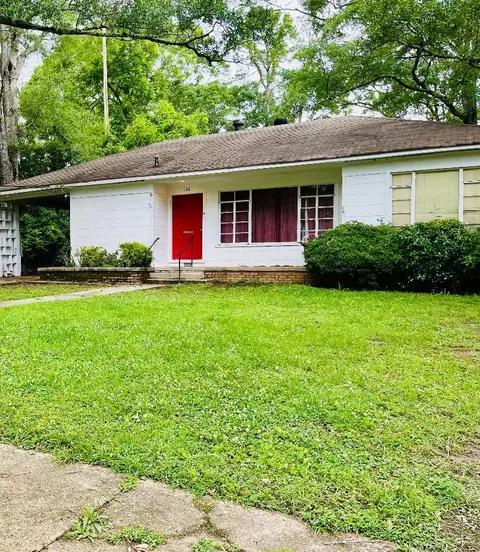 126 Aston Ave, Mccomb, MS 39648 photo 1
