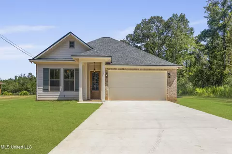 2043 Van Norman Curv, Mccomb, MS 39648