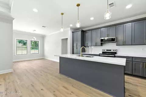 2043 Van Norman Curv, Mccomb, MS 39648 photo 5