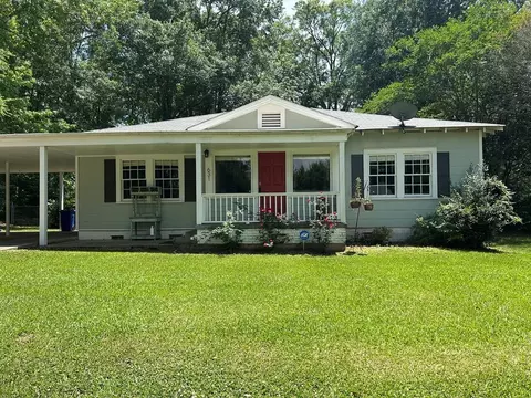 631 W Chickasaw St, Brookhaven, MS 39601