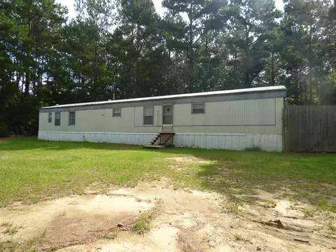 1058 Crestview Ln, Mccomb, MS 39648 photo 1