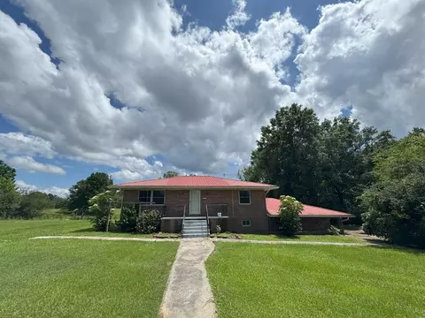 2151 Highway 43, Silver Creek, MS 39663