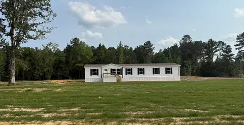 2032 Ceasar Trl, Bogue Chitto, MS 39629
