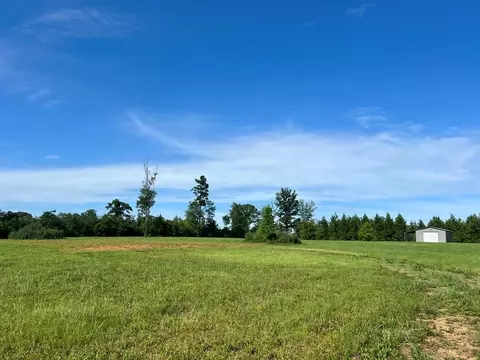 19 Beartown Rd, Jayess, MS 39641