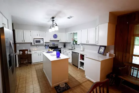1015 Erin, Summit, MS 39666 photo 4