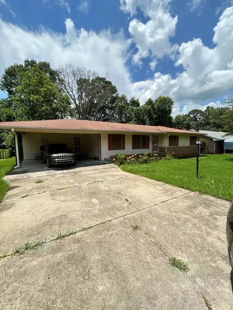 408 Wilson Dr, Mccomb, MS 39648 photo 2