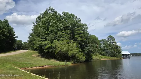 158 Ella Pt, Lumberton, MS 39455