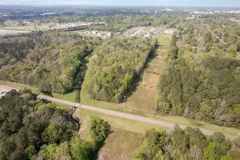 144 Don Curt Blvd, Laurel, MS 39437 photo 6