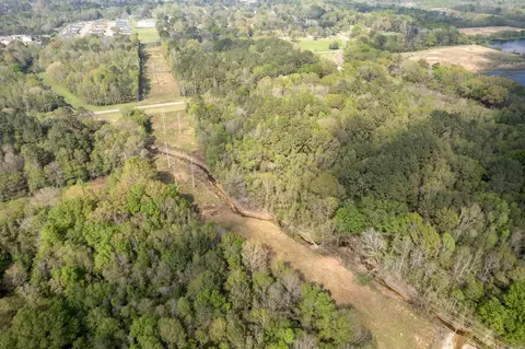 144 Don Curt Blvd, Laurel, MS 39437 photo 25