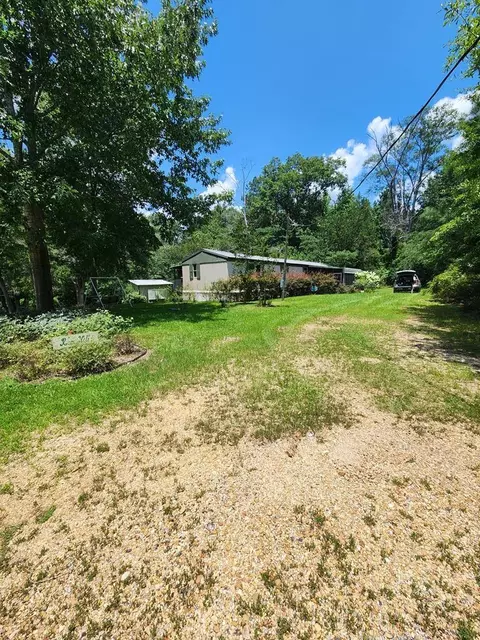 13 Douglas Cir, Sontag, MS 39665