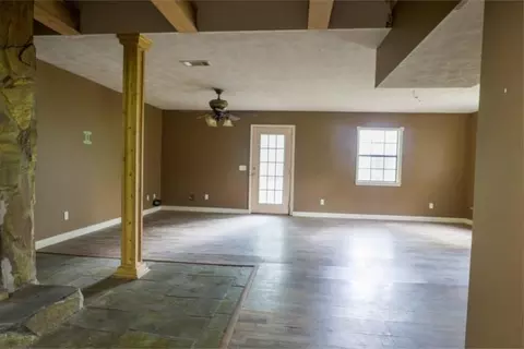 Living - 22 Campbell, Jayess, MS 39641 photo 2 of 3