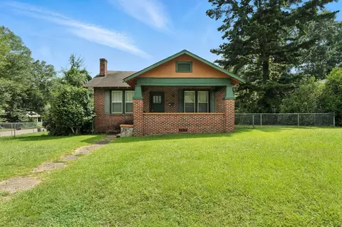 703 Pennsylvania Ave, Mccomb, MS 39648