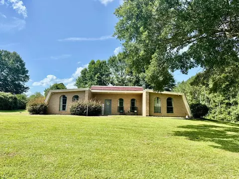 104 Robert Rd, Tylertown, MS 39667