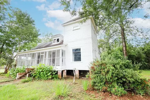 458 N Old Jackson Rd, Liberty, MS 39645
