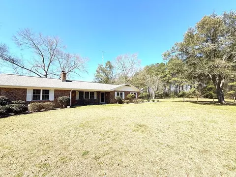 12 Boyd Harvey Rd, Jayess, MS 39641