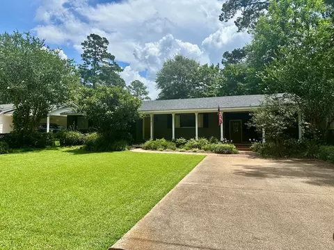 911 Morningside Dr, Brookhaven, MS 39601 photo 3