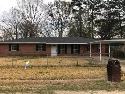 130 Otis Redding Dr, Natchez, MS 39120 photo 1