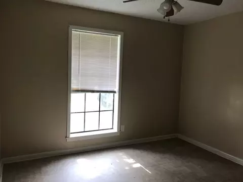 106 W Wilderness Rd, Natchez, MS 39120 photo 8