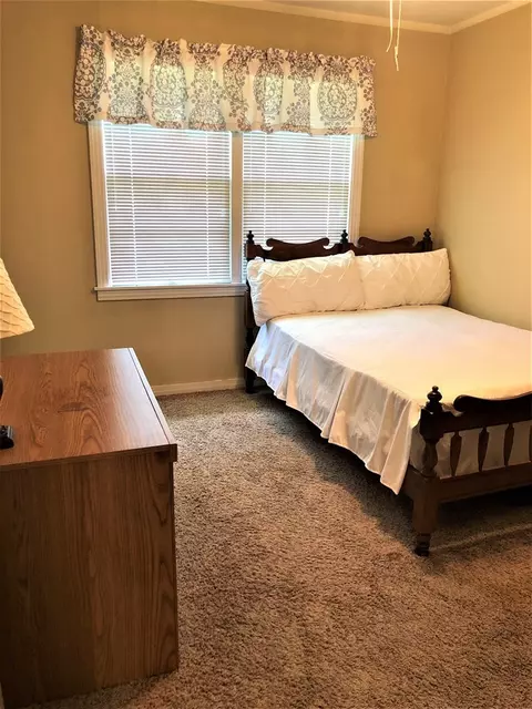 402 Brooklyn Dr, Natchez, MS 39120 photo 9