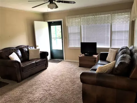 402 Brooklyn Dr, Natchez, MS 39120 photo 3