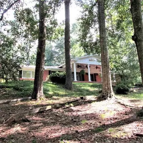 106 Northampton Rd, Natchez, MS 39120 photo 1
