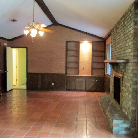 102 N Meadow Rd, Natchez, MS 39120 photo 8