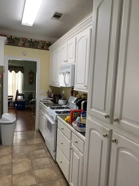 802 Lindberg, Natchez, MS 39120 photo 6