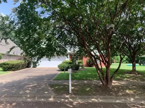 802 Lindberg, Natchez, MS 39120 photo 15
