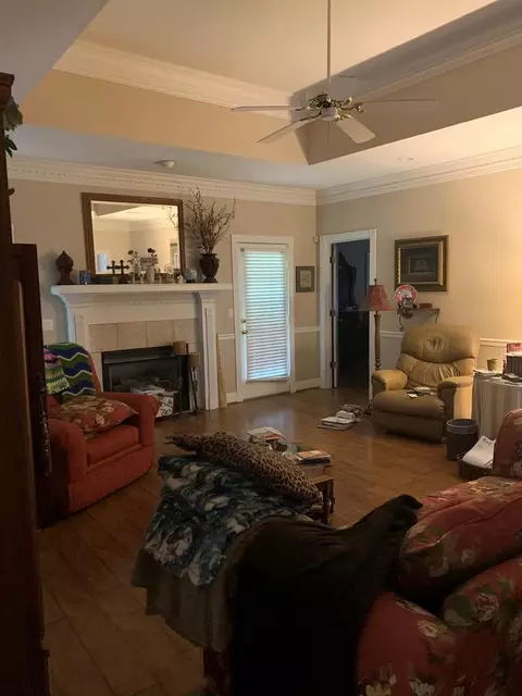 802 Lindberg, Natchez, MS 39120 photo 2